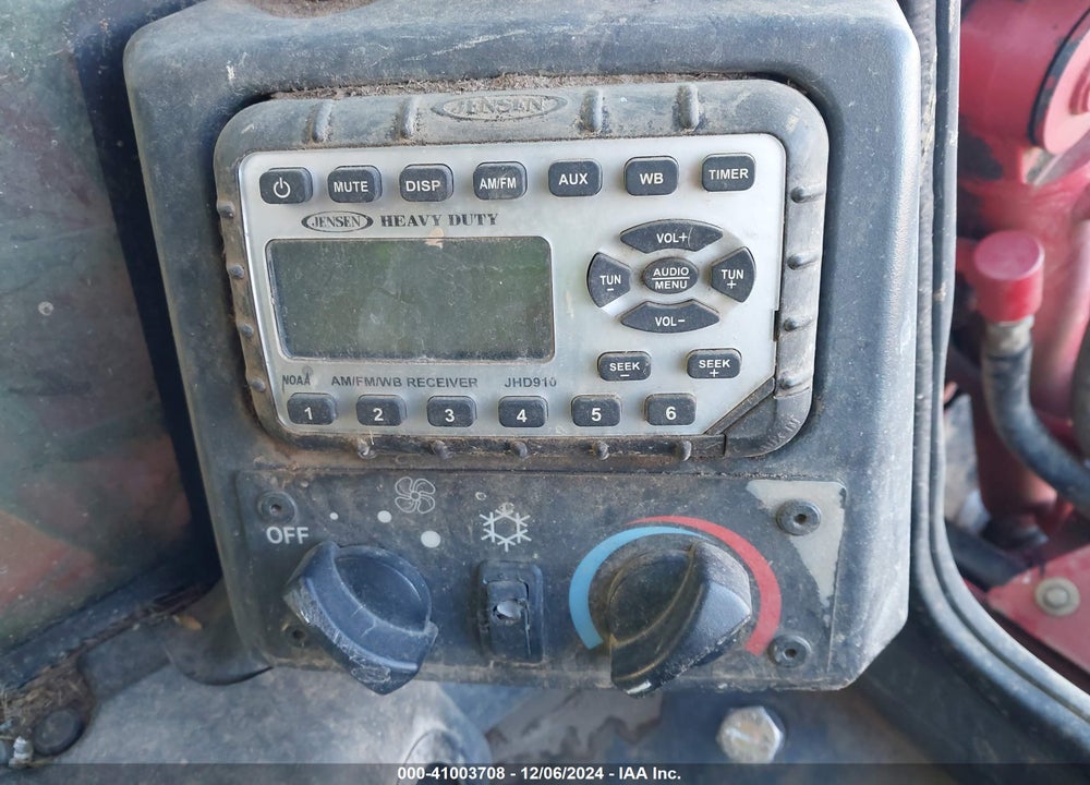 2019 TAKEUCHI TL12R2 SKID STEER VIN: 412102046