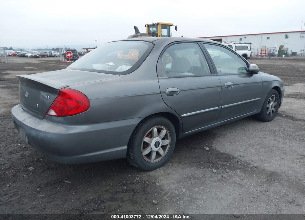2003 KIA SPECTRA LS VIN: KNAFB121X35290154
