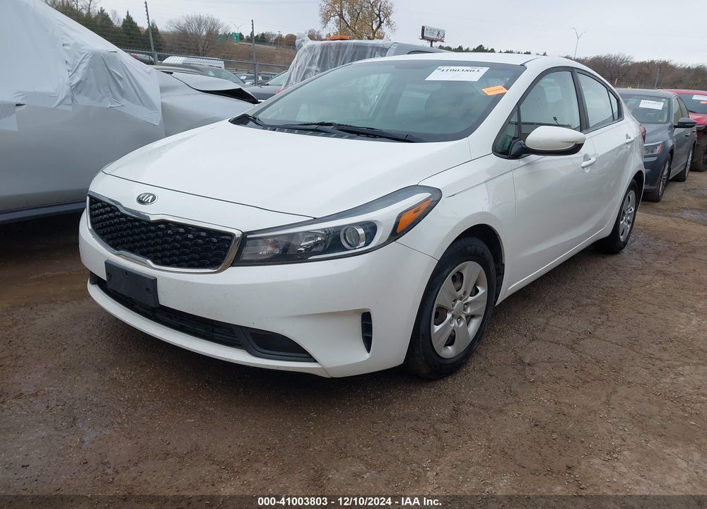 2018 KIA FORTE LX VIN: 3KPFK4A75JE230181