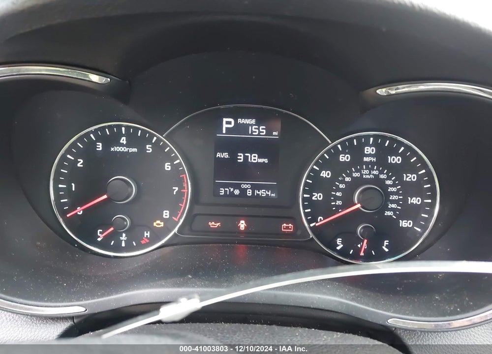 2018 KIA FORTE LX VIN: 3KPFK4A75JE230181