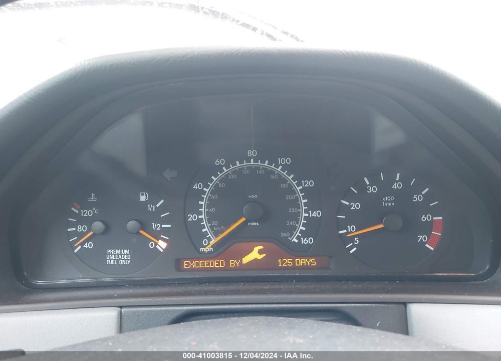 1998 MERCEDES-BENZ E 320 VIN: WDBJF65F4WA482217
