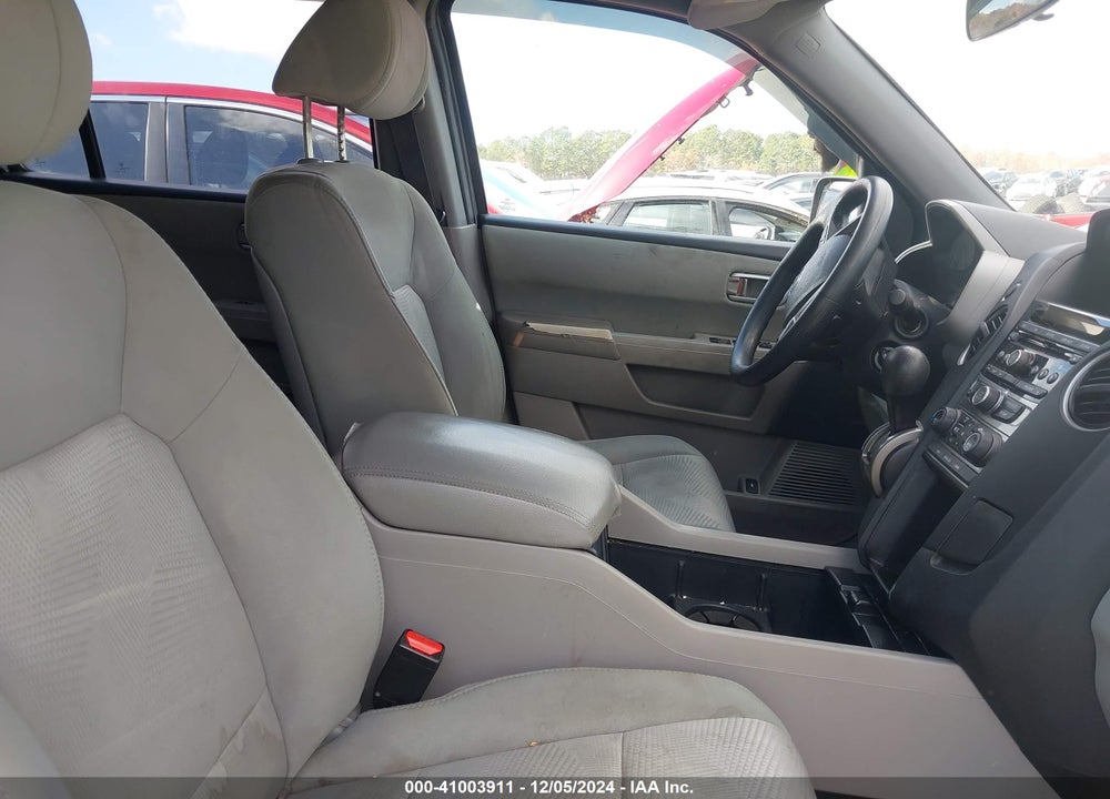 2013 HONDA PILOT LX VIN: 5FNYF3H20DB006431