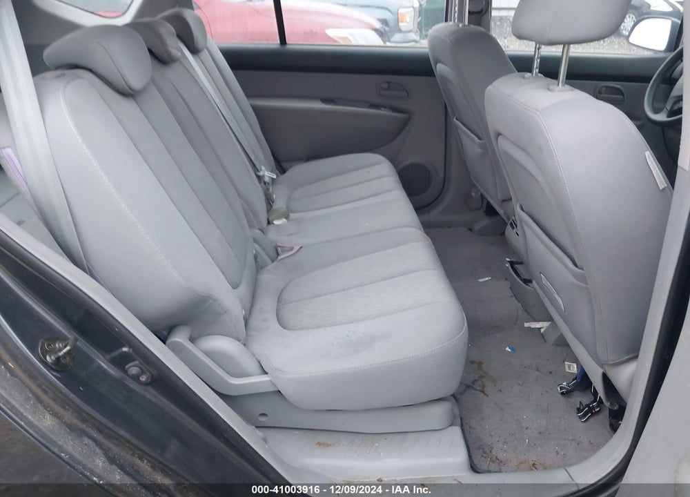 2007 KIA RONDO VIN: KNAFG525277044527