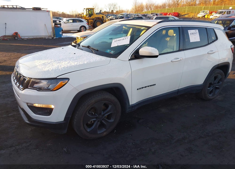 2017 JEEP NEW COMPASS LATITUDE FWD VIN: 3C4NJCBB0HT669094