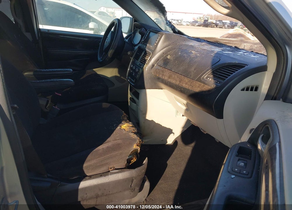 2011 DODGE GRAND CARAVAN MAINSTREET VIN: 2D4RN3DG6BR738530