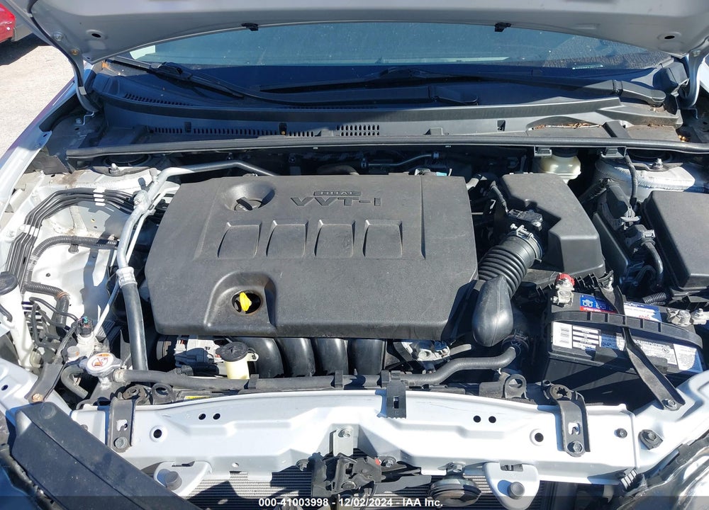 2018 TOYOTA COROLLA LE VIN: 5YFBURHE9JP824832