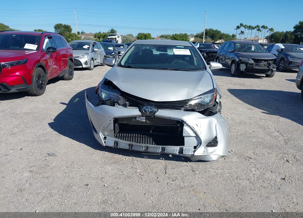 2018 TOYOTA COROLLA LE VIN: 5YFBURHE9JP824832