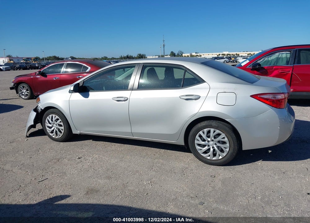 2018 TOYOTA COROLLA LE VIN: 5YFBURHE9JP824832