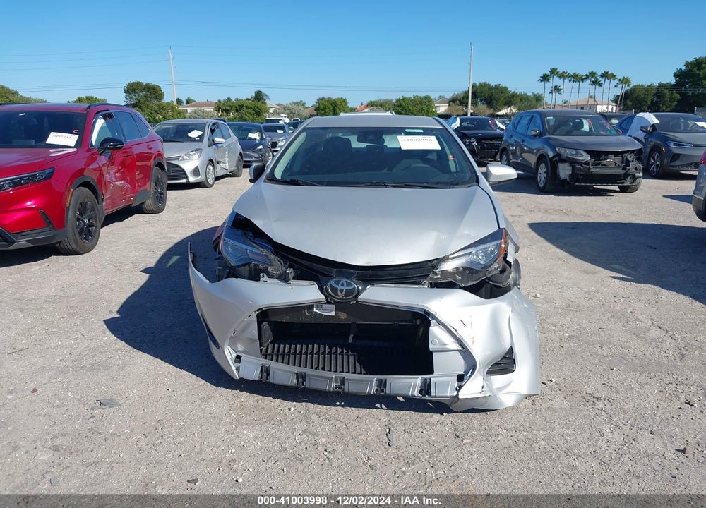 2018 TOYOTA COROLLA LE VIN: 5YFBURHE9JP824832