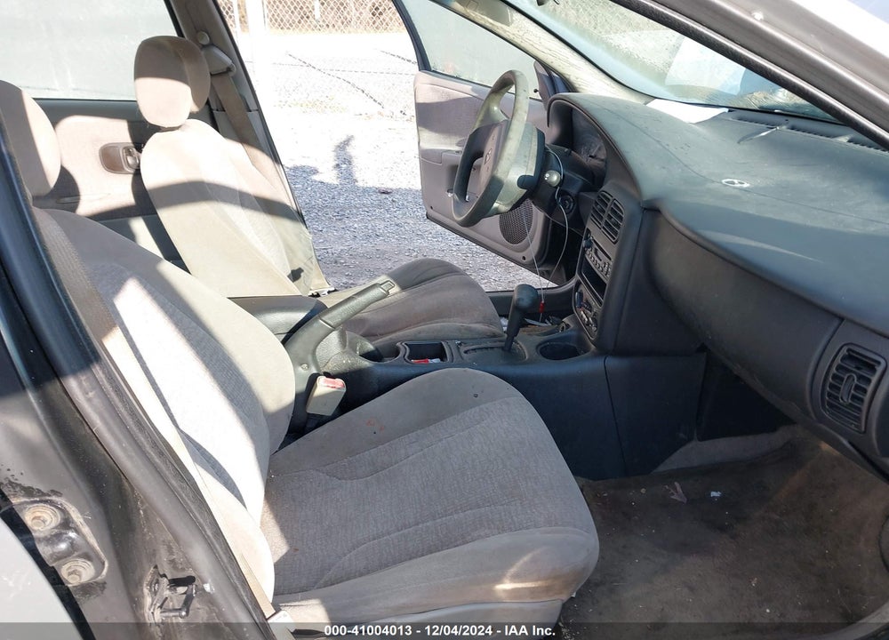 2002 SATURN S-SERIES SL2 VIN: 1G8ZK52732Z172654