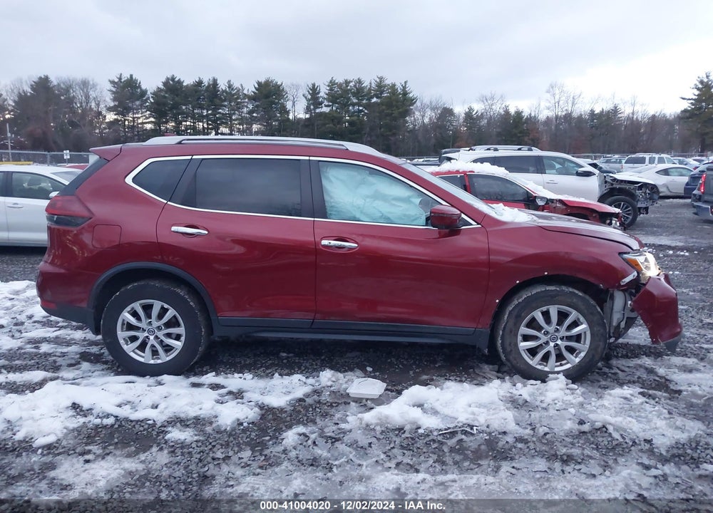 2018 NISSAN ROGUE SV VIN: 5N1AT2MV9JC822093