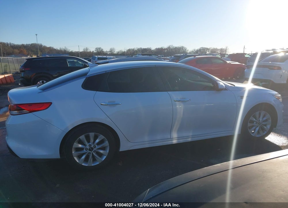 2016 KIA OPTIMA VIN: 5XXGT4L37GG060157