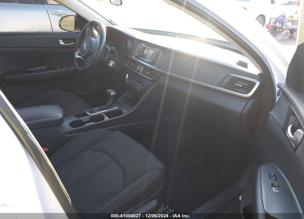 2016 KIA OPTIMA VIN: 5XXGT4L37GG060157