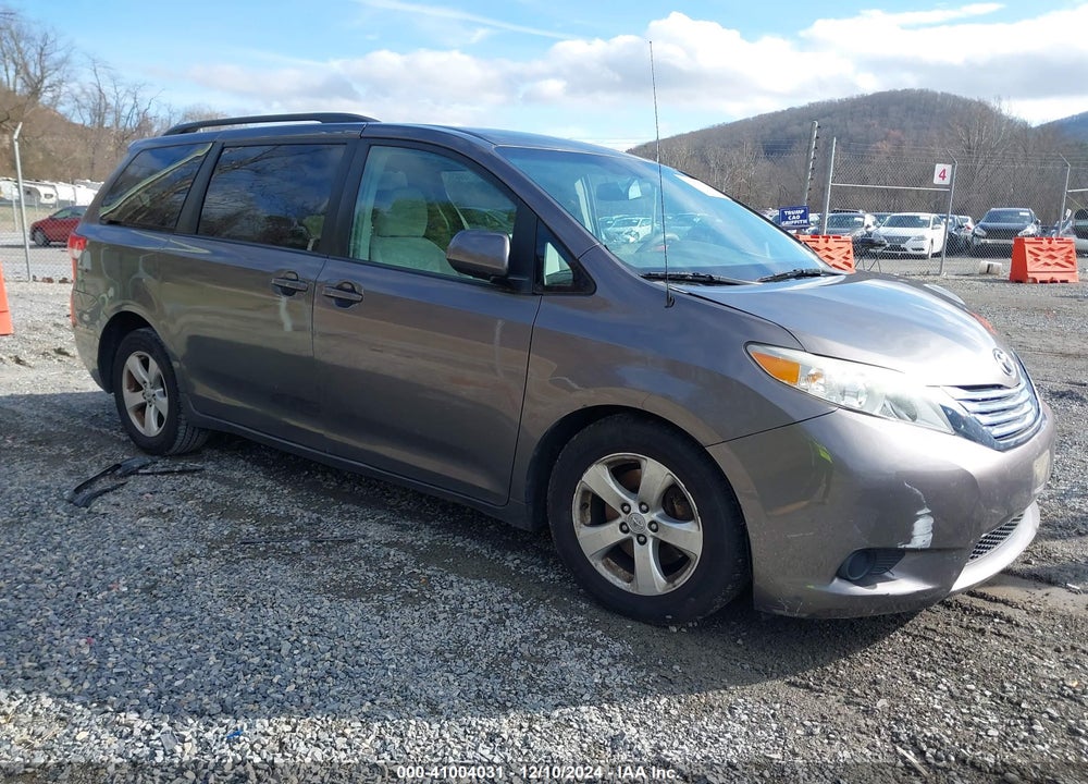 2012 TOYOTA SIENNA LE V6 8 PASSENGER VIN: 5TDKK3DC4CS202902