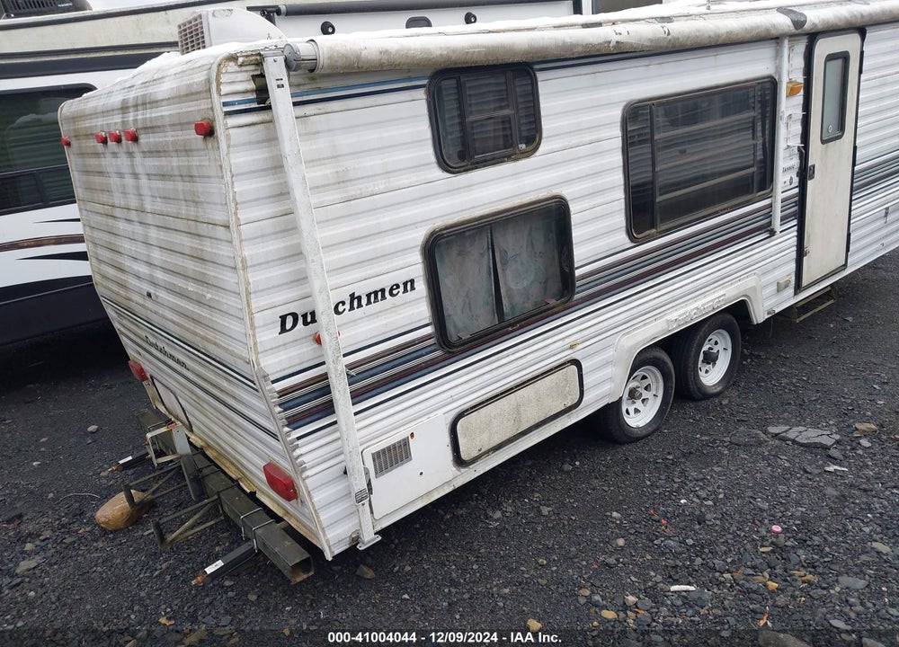 1996 DUTCHMAN TRAVEL TRAILER, 26 FT LONG, NO SLD, UNSURE OF MODE VIN: 47CT20M20T1070114