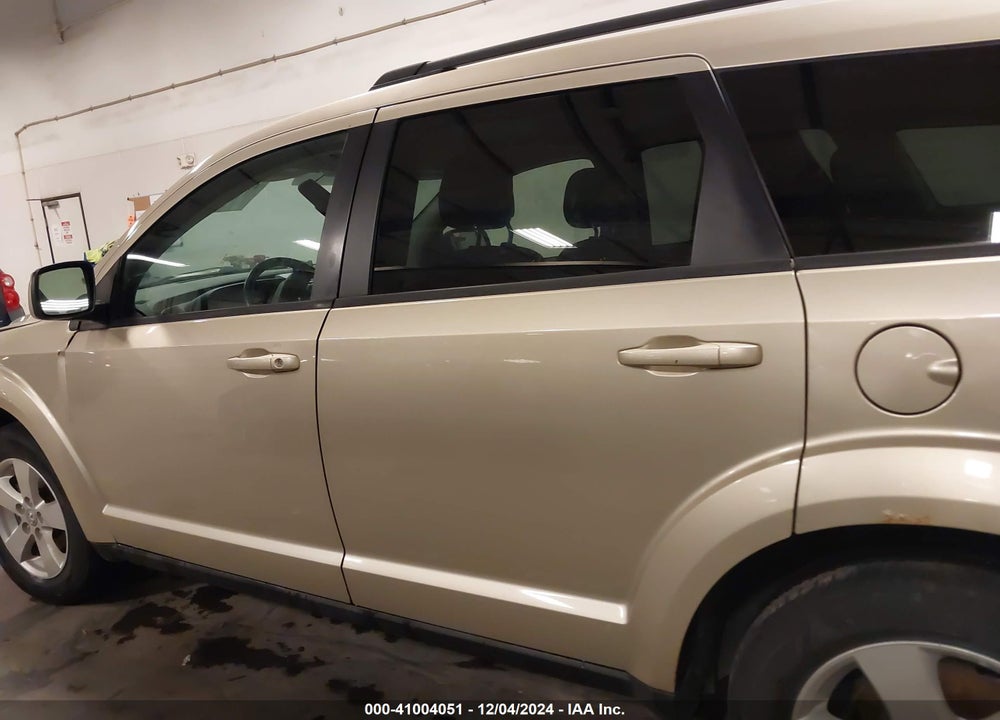 2010 DODGE JOURNEY SXT VIN: 3D4PG5FV8AT203929