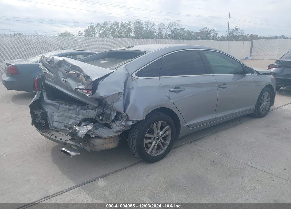 2015 HYUNDAI SONATA SE VIN: 5NPE24AF1FH152875