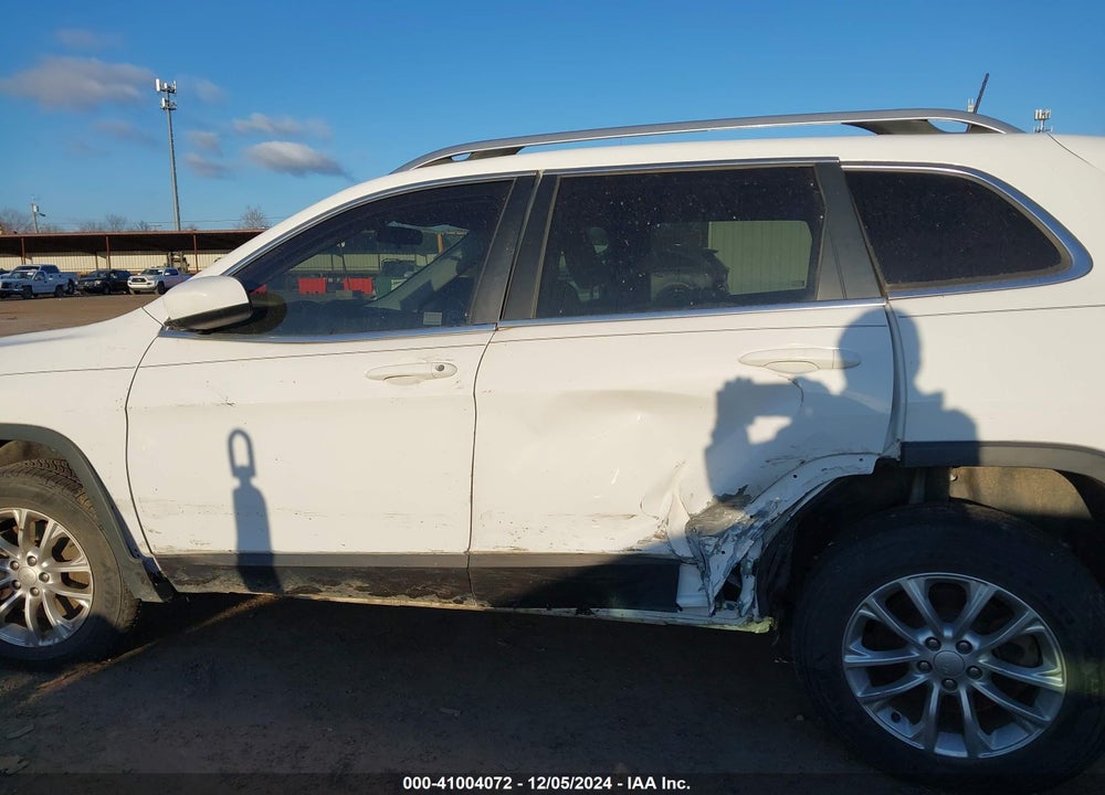 2019 JEEP CHEROKEE LATITUDE 4X4 VIN: 1C4PJMCX5KD229524