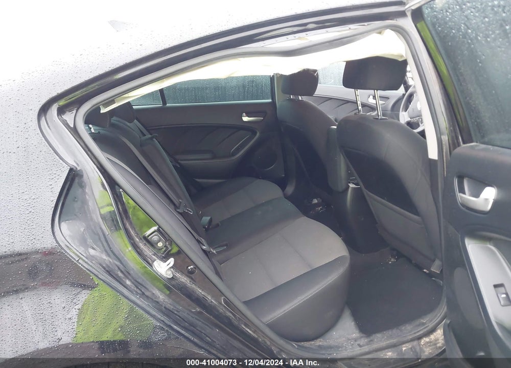 2018 KIA FORTE LX VIN: 3KPFL4A7XJE255431