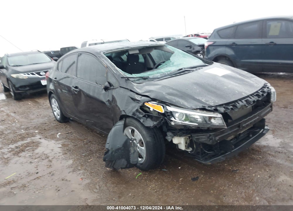 2018 KIA FORTE LX VIN: 3KPFL4A7XJE255431