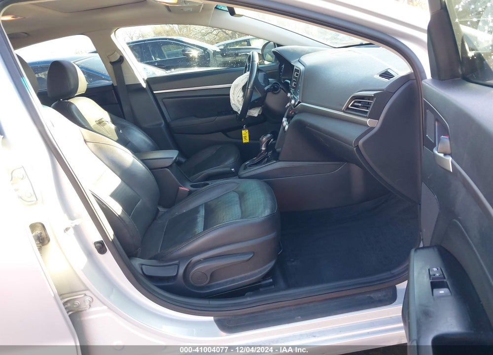 2020 HYUNDAI ELANTRA LIMITED VIN: 5NPD84LF1LH517820