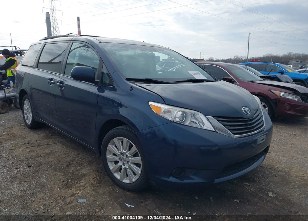 2011 TOYOTA SIENNA LE VIN: 5TDJK3DC9BS023748
