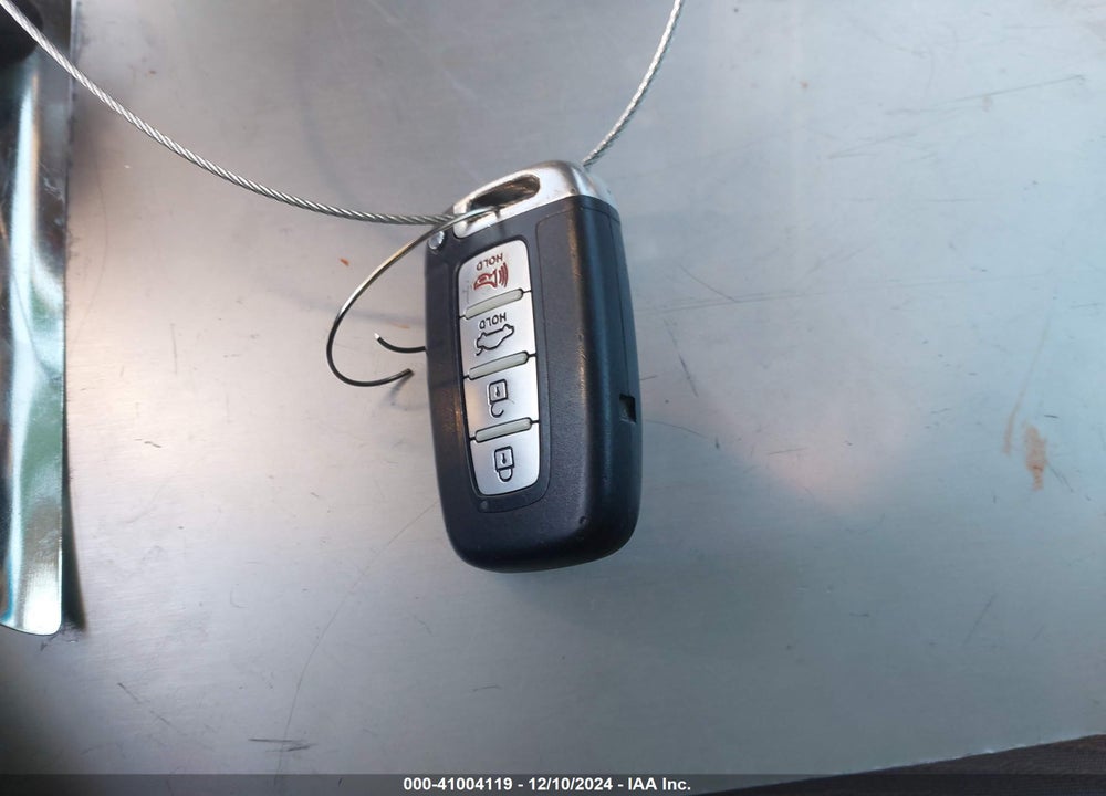 2012 HYUNDAI SONATA HYBRID VIN: KMHEC4A42CA035266
