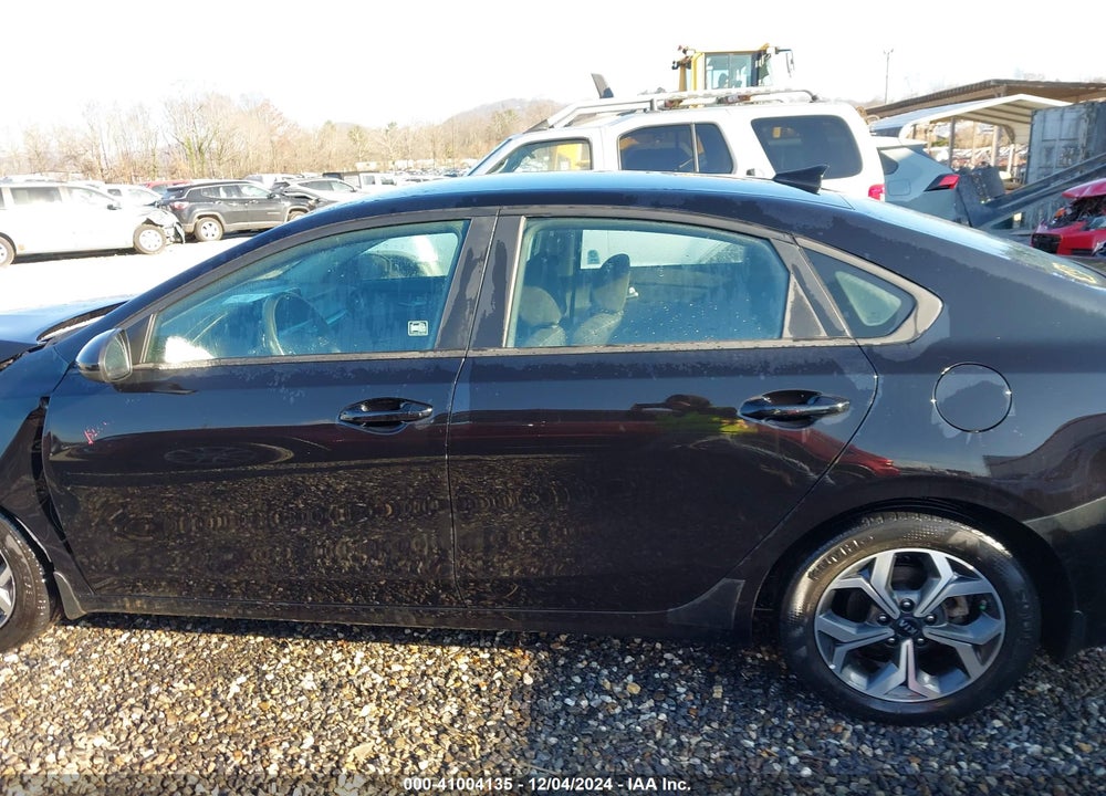2021 KIA FORTE VIN: 3KPF24AD9ME358773
