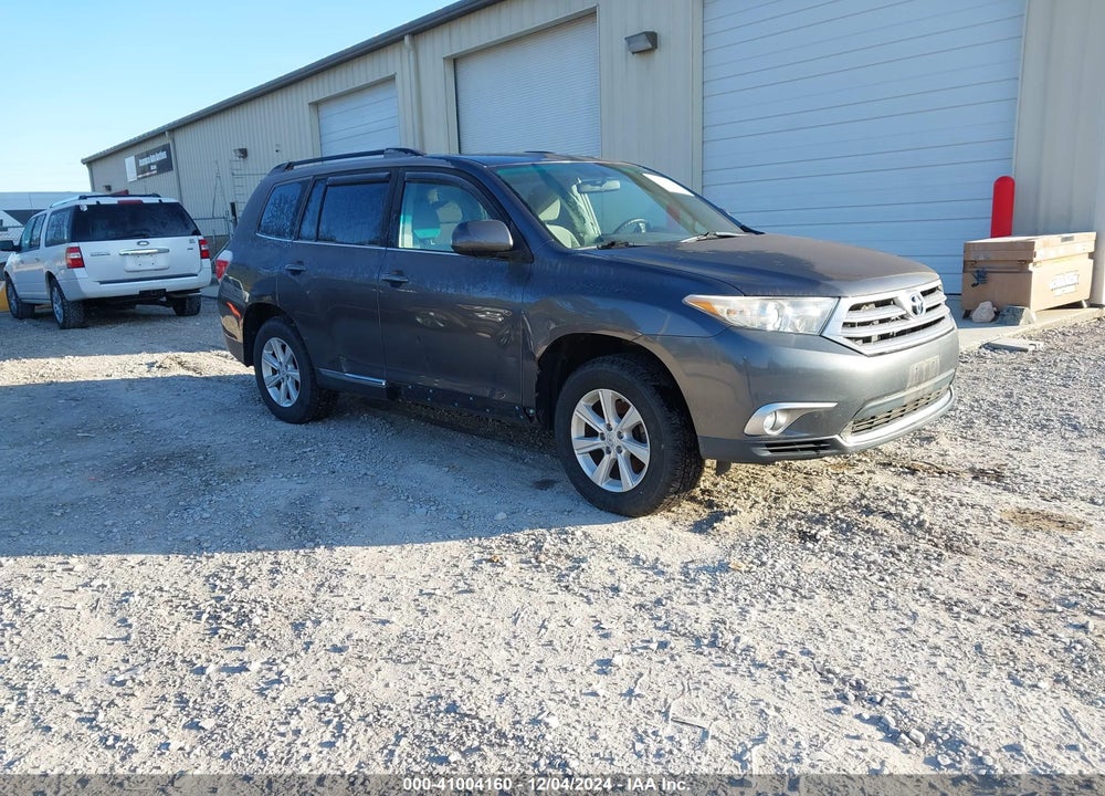 2011 TOYOTA HIGHLANDER SE VIN: 5TDBK3EH3BS063550