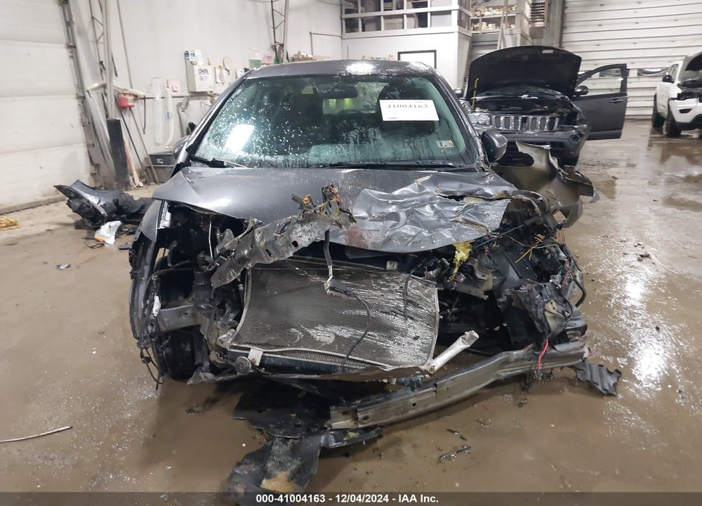 2017 HONDA FIT LX VIN: 3HGGK5H57HM713123