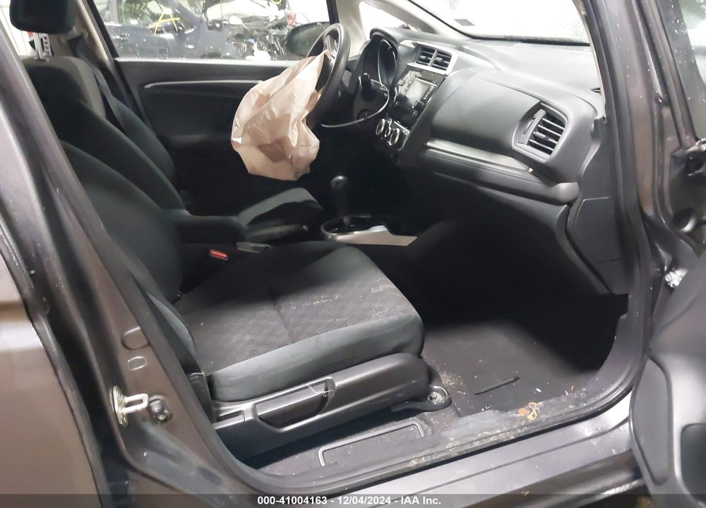 2017 HONDA FIT LX VIN: 3HGGK5H57HM713123