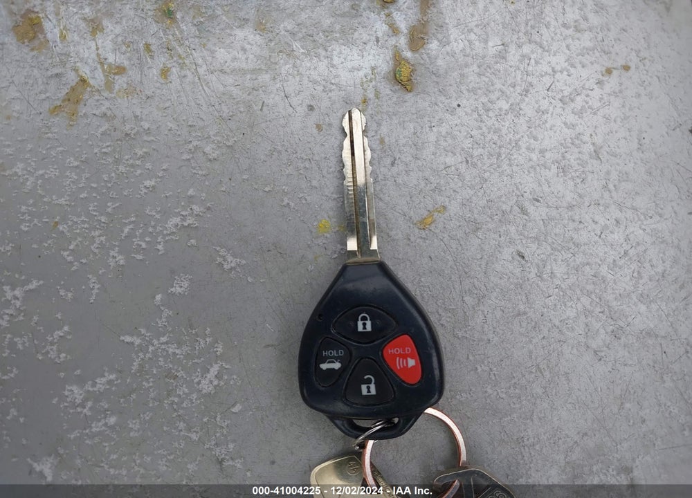 2011 TOYOTA COROLLA LE VIN: 2T1BU4EE4BC687405