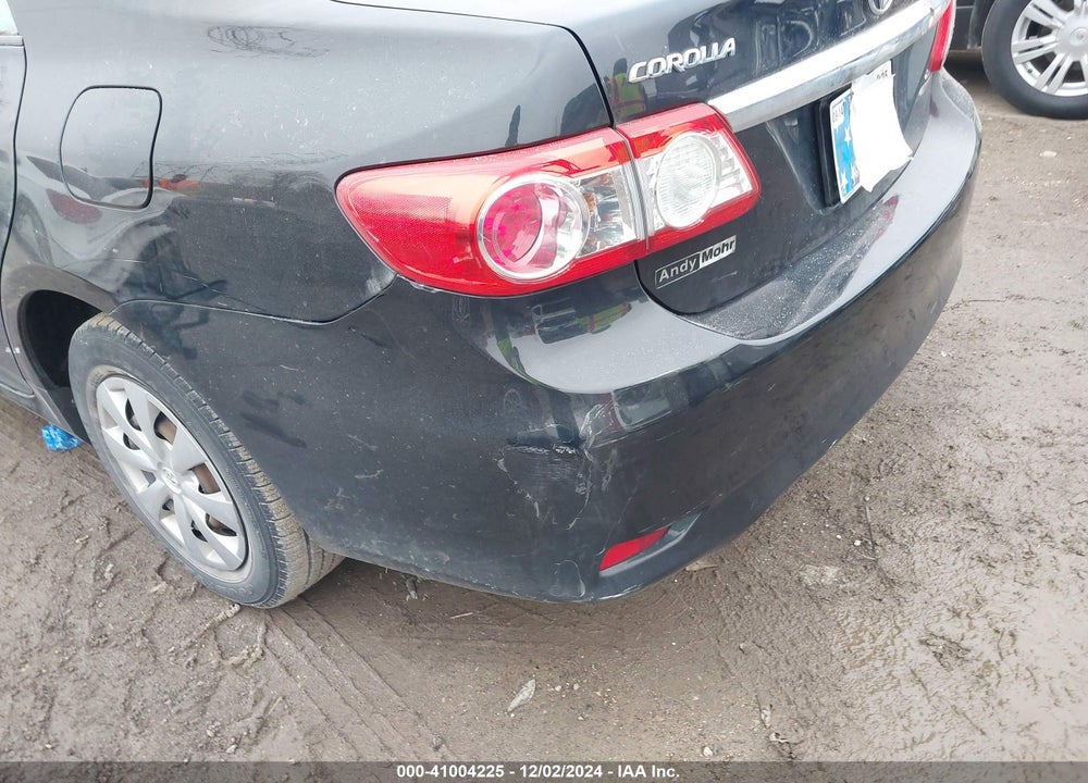 2011 TOYOTA COROLLA LE VIN: 2T1BU4EE4BC687405