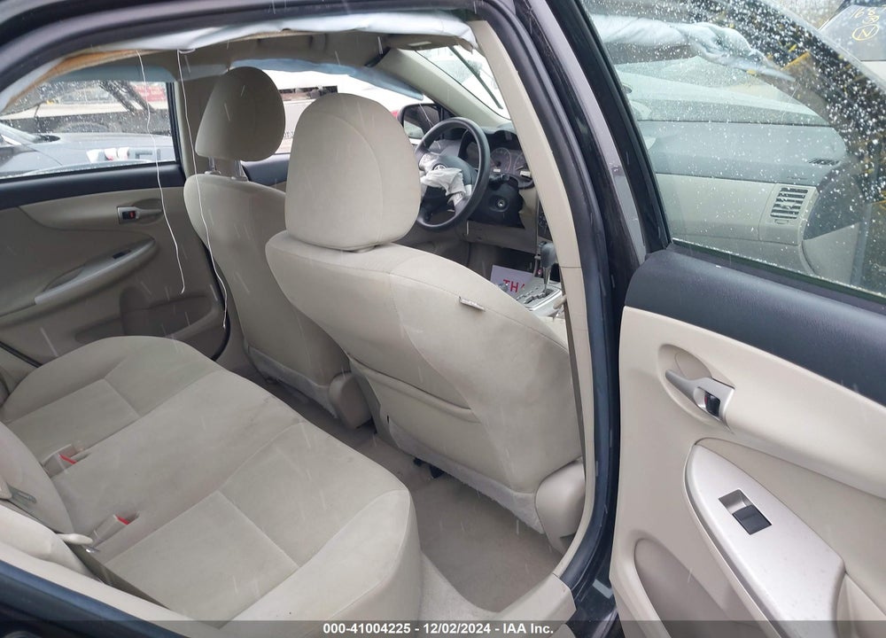 2011 TOYOTA COROLLA LE VIN: 2T1BU4EE4BC687405
