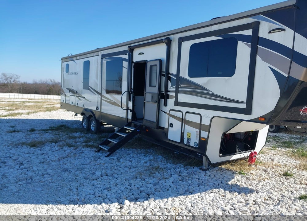2021 HEARTLAND RV'S BIGHORN SERIES VIN: 5SFBG4426ME452662