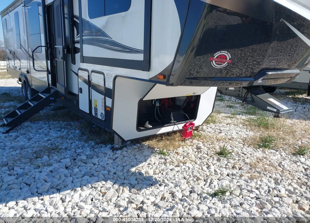 2021 HEARTLAND RV'S BIGHORN SERIES VIN: 5SFBG4426ME452662