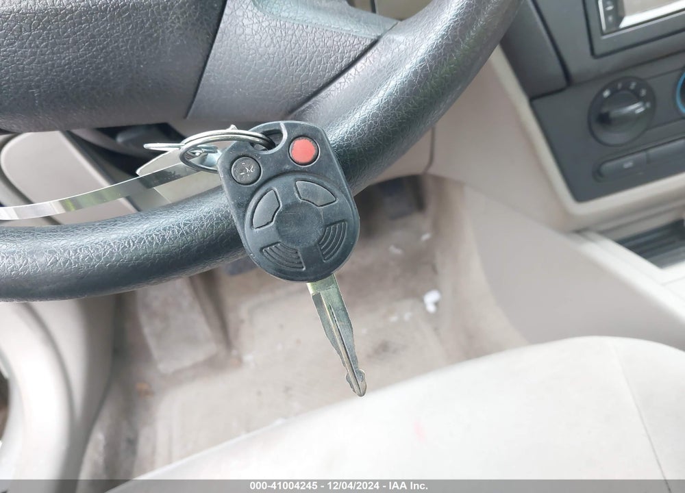 2008 FORD FUSION S VIN: 3FAHP06Z88R133885
