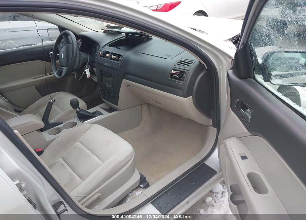 2008 FORD FUSION S VIN: 3FAHP06Z88R133885