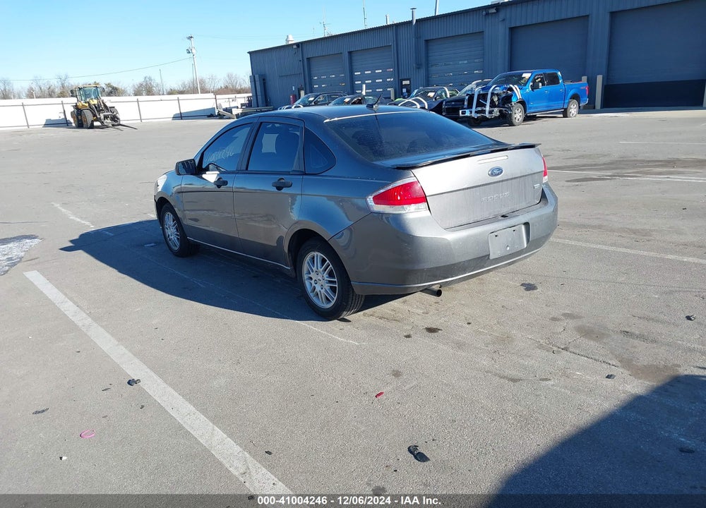 2010 FORD FOCUS SE VIN: 1FAHP3FN3AW288880