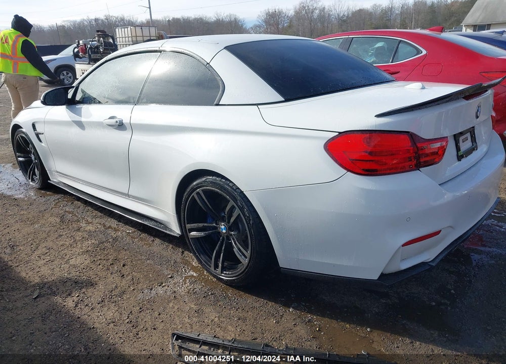 2015 BMW M4 VIN: WBS3U9C53FP967711