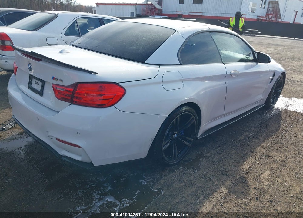 2015 BMW M4 VIN: WBS3U9C53FP967711
