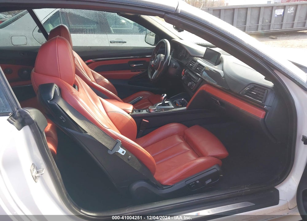 2015 BMW M4 VIN: WBS3U9C53FP967711