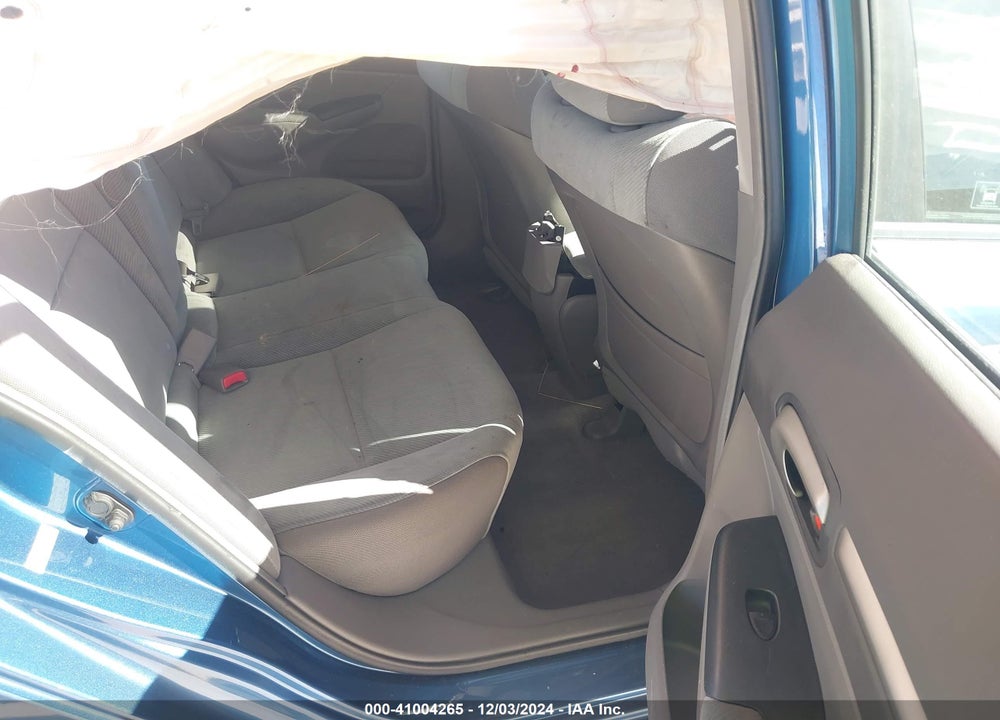 2011 HONDA CIVIC VIN: 19XFA1F83BE023017