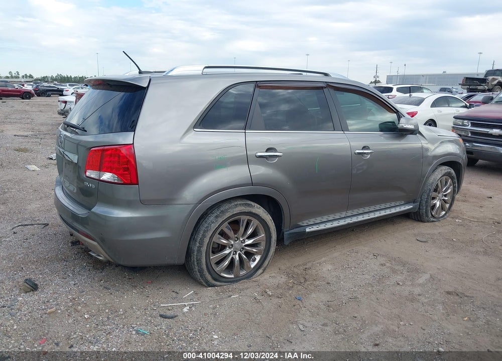 2012 KIA SORENTO SX V6 VIN: 5XYKW4A28CG234724