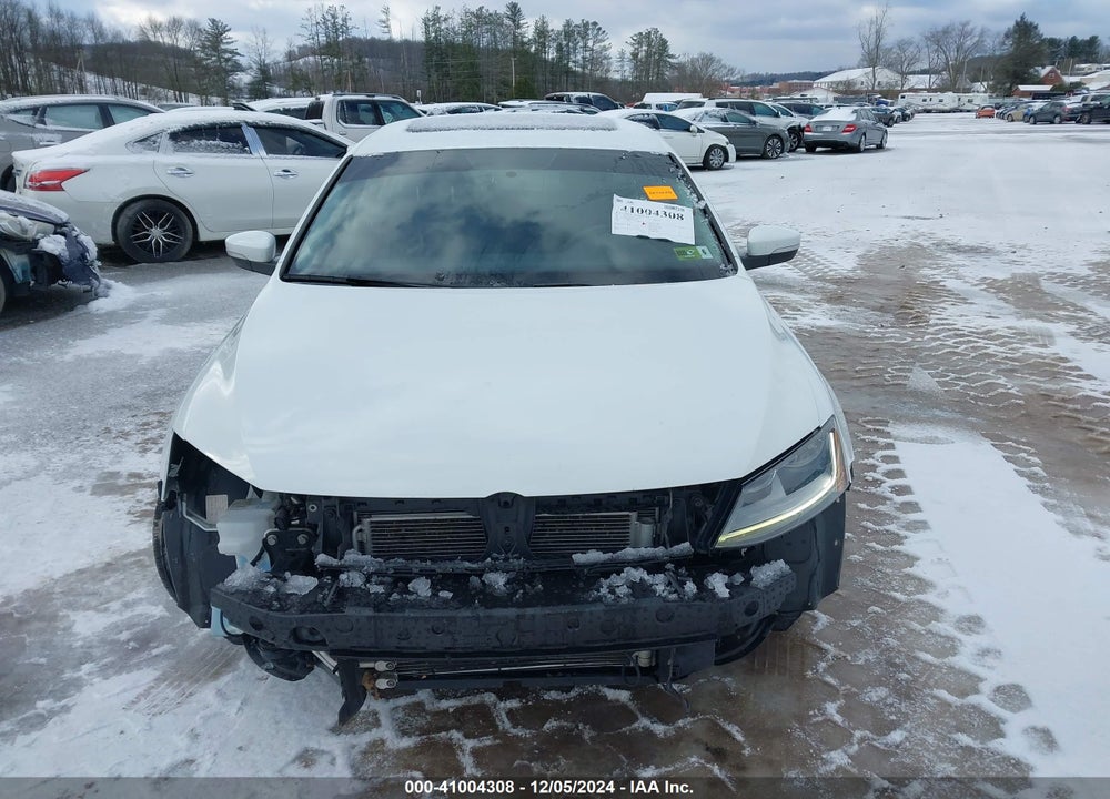 2017 VOLKSWAGEN JETTA 1.4T SE VIN: 3VWDB7AJ2HM321006