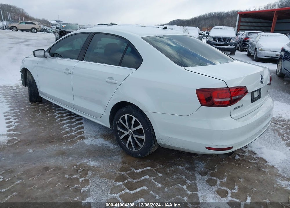2017 VOLKSWAGEN JETTA 1.4T SE VIN: 3VWDB7AJ2HM321006