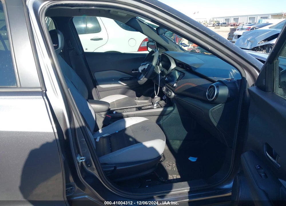 2021 NISSAN KICKS SR XTRONIC CVT VIN: 3N1CP5DV0ML532596