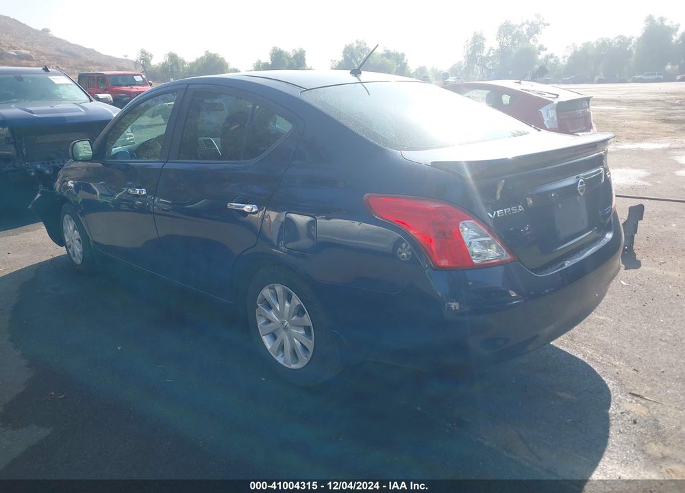 2014 NISSAN VERSA 1.6 SV VIN: 3N1CN7AP4EL812286