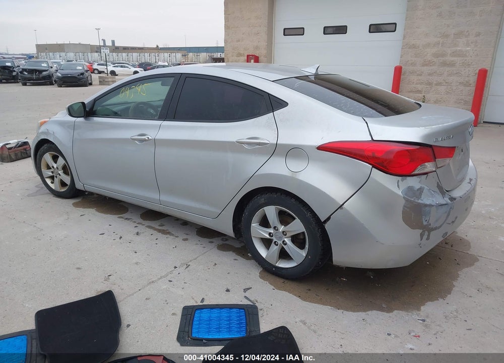 2013 HYUNDAI ELANTRA VIN: 5NPDH4AE8DH302723