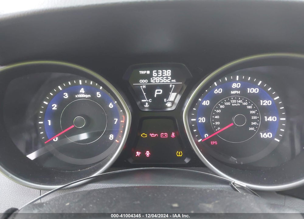 2013 HYUNDAI ELANTRA VIN: 5NPDH4AE8DH302723